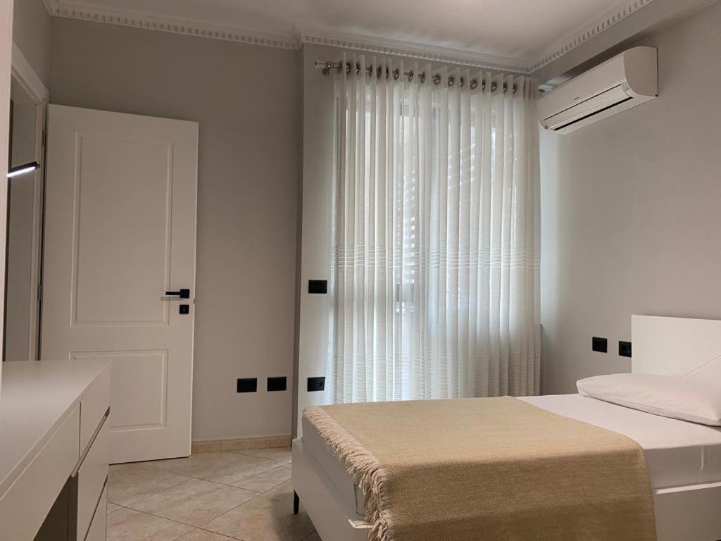 טיראנה Laureta Central Apartment מראה חיצוני תמונה